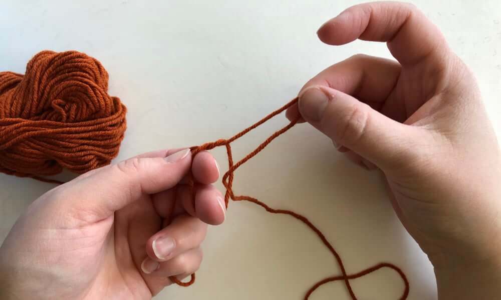 Circular Knitting Needles Tutorial part one the cast on