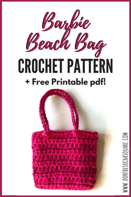 Barbie Crochet Beach Bag Pattern | Crochet this cute and super easy bag for Barbie to carry her things in when going to the beach! Free printable pdf pattern.
#Barbie #CrochetPattern #Crochet #BarbieAccessories