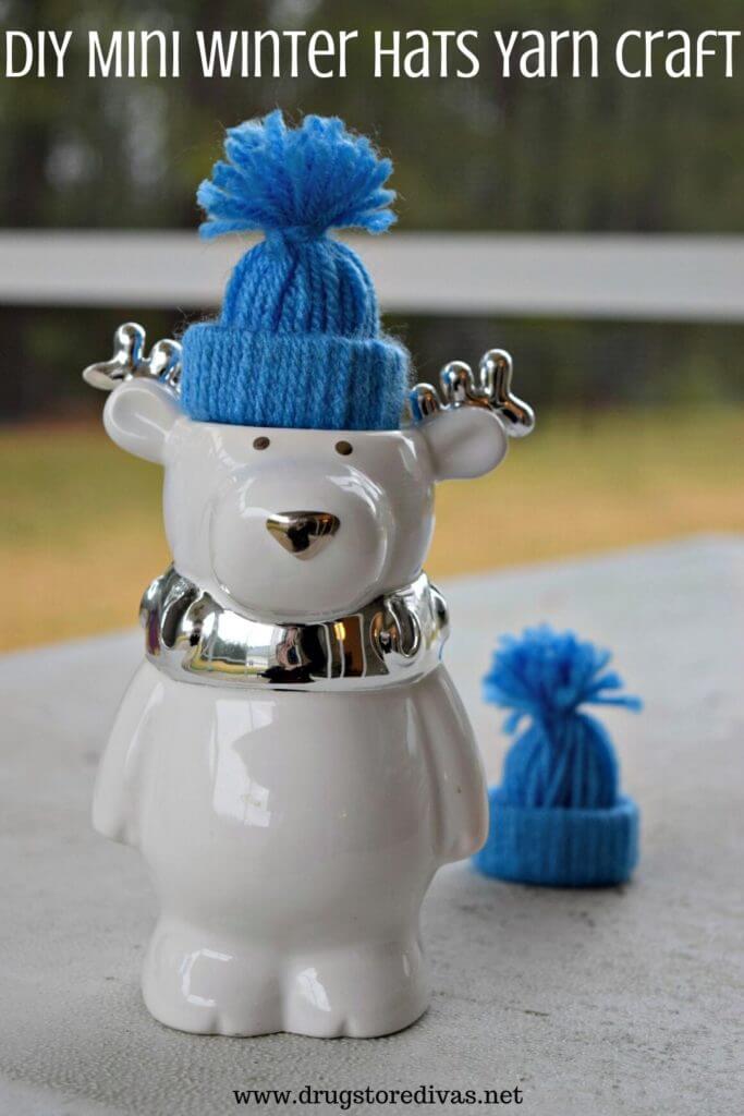 40 Easy DIY Christmas Yarn Crafts - Don't Be Such A Square
